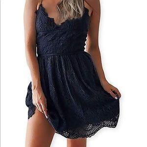 NAVY LACE DRESS (s)